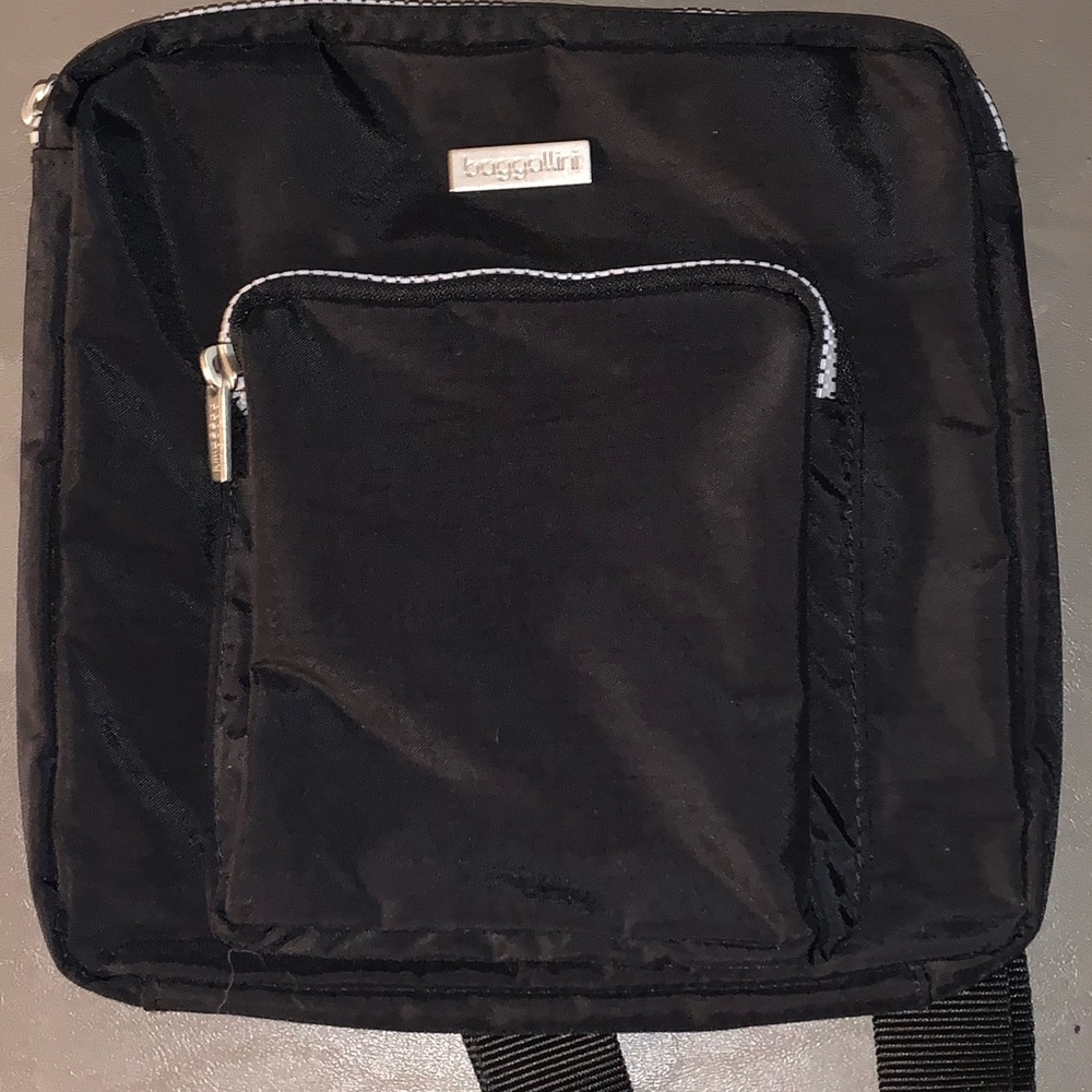 Baggallini Purse
